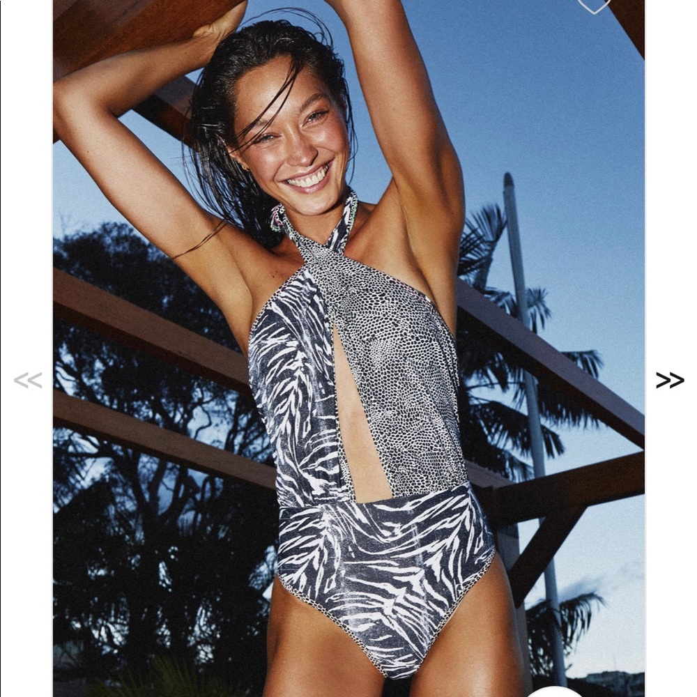 Its Now Cool Bathing Suit (M)— (NWT)